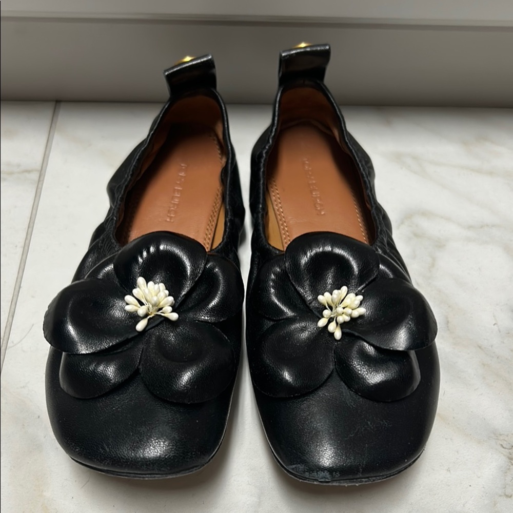Tory Burch Black Floral Flats with Scalloped Edges